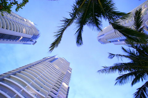 Mantra Towers Of Chevron - Tourism Cairns 4