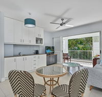 Couples private spa beach getaway - Tourism Cairns