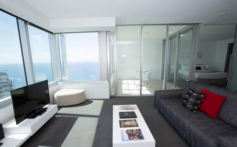 Q1 Resort & Spa - Official - Tourism Cairns 10