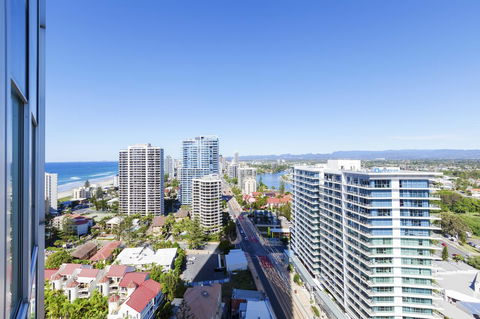 Q1 Resort & Spa - Official - Tourism Cairns 34