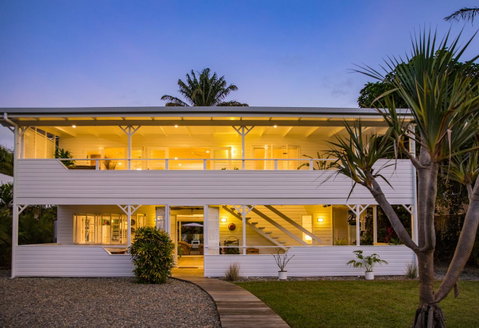 Jamaica Beach House - Tourism Cairns 24