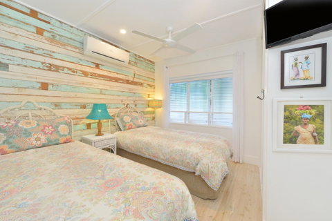 Jamaica Beach House - Tourism Cairns 43