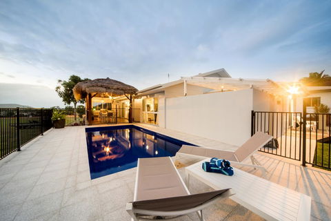 Whitsunday Luxury Homes - Tourism Cairns 3