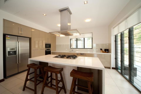 The Boathouse Apartments - Tourism Cairns 22