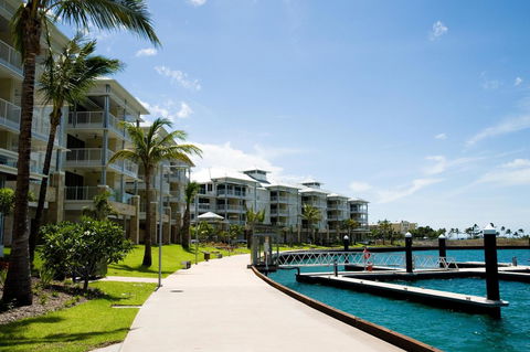 The Boathouse Apartments - Tourism Cairns 24