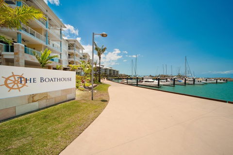 The Boathouse Apartments - Tourism Cairns 26