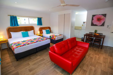 Port Douglas Motel - Tourism Cairns 2