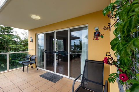 Sunlit Waters Studio Apartments - Tourism Cairns 32