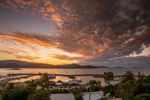 Sunlit Waters Studio Apartments - Tourism Cairns 15