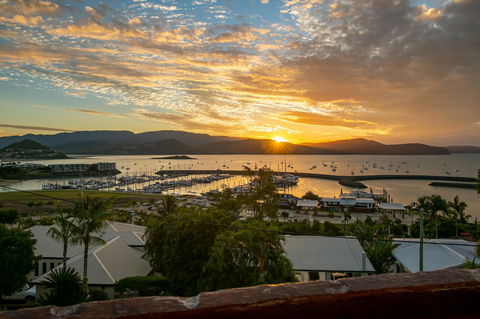 Sunlit Waters Studio Apartments - Tourism Cairns 18