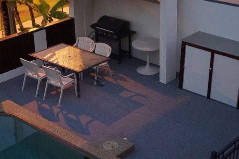 Airlie Seaview Apartments - Tourism Cairns 20