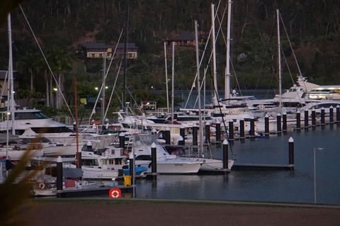 Airlie Seaview Apartments - Tourism Cairns 10