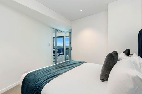 Brisbane Skytower By CLLIX - Tourism Cairns 23