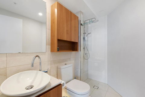 Brisbane Skytower By CLLIX - Tourism Cairns 14