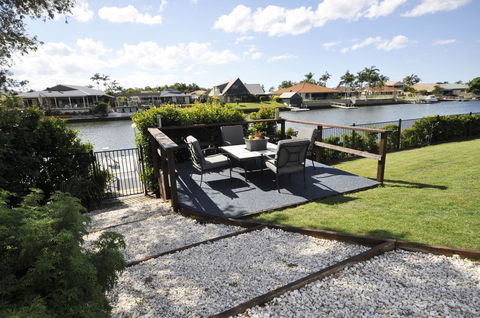 Bribie Island Canal Holiday Destination! - Tourism Cairns 1