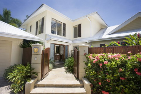 Paradise Links Resort Port Douglas - Tourism Cairns 30