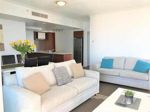Beach Stay - Ocean & Riverview Resort Chevron Renaissance Central Surfers Paradise - Tourism Cairns 20