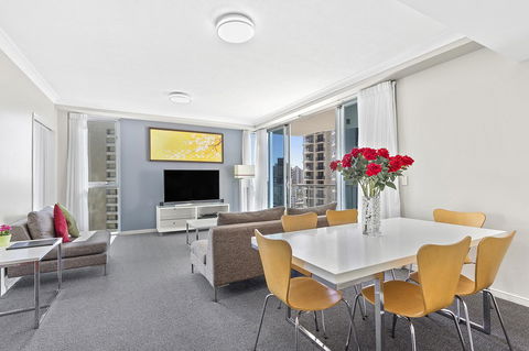 Beach Stay - Ocean & Riverview Resort Chevron Renaissance Central Surfers Paradise - Tourism Cairns 10