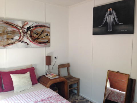 XYL Pets Friendly Seaside Boutique Guesthouse - Tourism Cairns 13