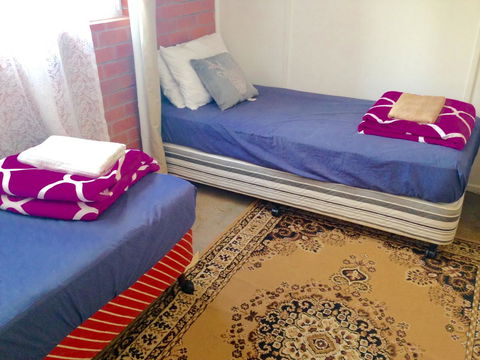 XYL Pets Friendly Seaside Boutique Guesthouse - Tourism Cairns 8