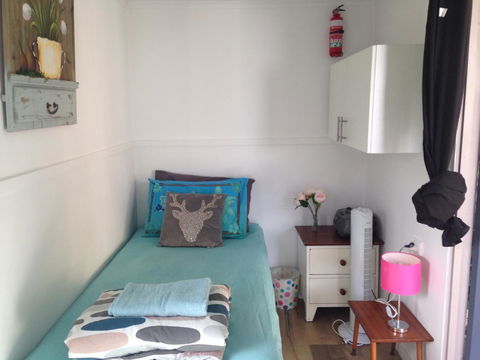 XYL Pets Friendly Seaside Boutique Guesthouse - Tourism Cairns 28