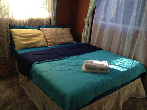 XYL Pets Friendly Seaside Boutique Guesthouse - Tourism Cairns 23