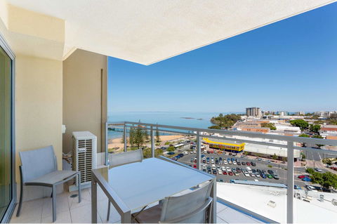 Proximity Waterfront Apartments - Tourism Cairns 31