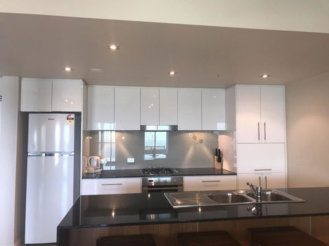 Proximity Waterfront Apartments - Tourism Cairns 7