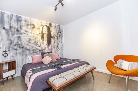 The Pink Hotel Coolangatta - Tourism Cairns 13