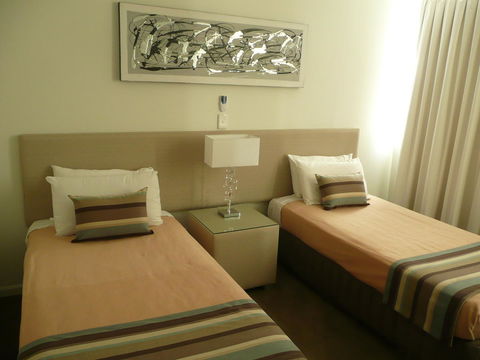 Grosvenor Beachfront Apartments Surfers Paradise - Tourism Cairns 20