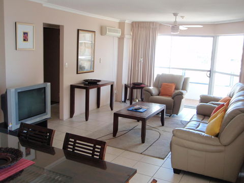 Grosvenor Beachfront Apartments Surfers Paradise - Tourism Cairns 21