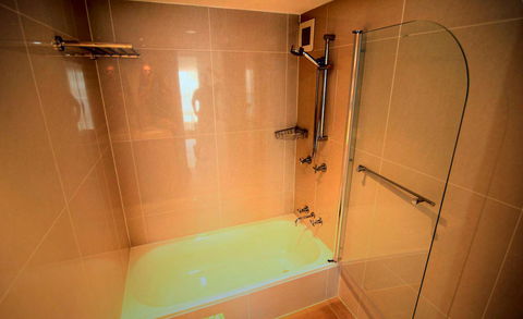 Grosvenor Beachfront Apartments Surfers Paradise - Tourism Cairns 34