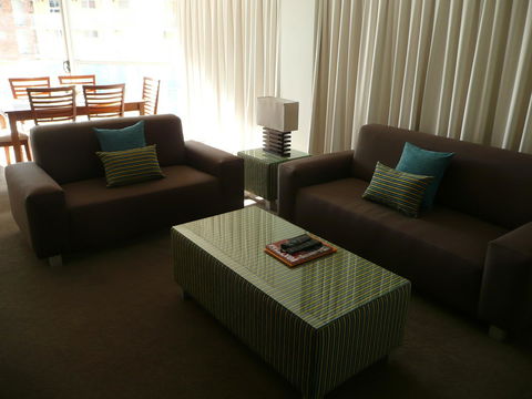 Grosvenor Beachfront Apartments Surfers Paradise - Tourism Cairns 25