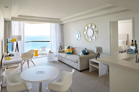 QT Gold Coast - Tourism Cairns 7
