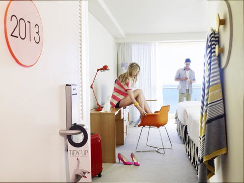 QT Gold Coast - Tourism Cairns 38