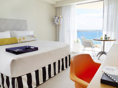 QT Gold Coast - Tourism Cairns 8