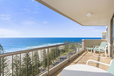 Columbia Beachfront Apartments On Rainbow Bay - Tourism Cairns 43