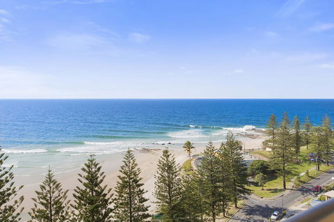 Columbia Beachfront Apartments On Rainbow Bay - Tourism Cairns 42