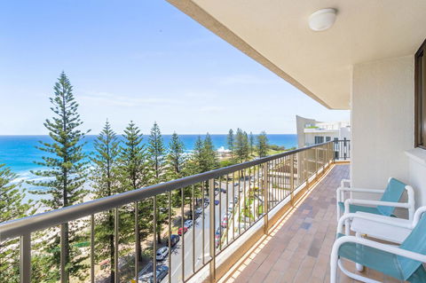 Columbia Beachfront Apartments On Rainbow Bay - Tourism Cairns 27