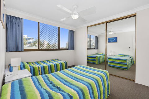 Columbia Beachfront Apartments On Rainbow Bay - Tourism Cairns 32