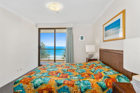 Columbia Beachfront Apartments On Rainbow Bay - Tourism Cairns 33