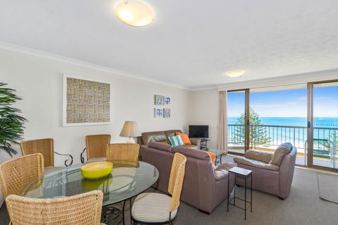Columbia Beachfront Apartments On Rainbow Bay - Tourism Cairns 29