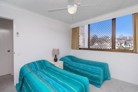 Columbia Beachfront Apartments On Rainbow Bay - Tourism Cairns 10