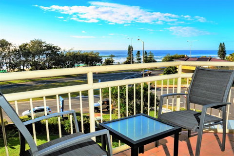 Seacrest Beachfront Apartments Surfers Paradise - Tourism Cairns 36