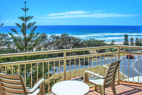 Seacrest Beachfront Apartments Surfers Paradise - Tourism Cairns 32