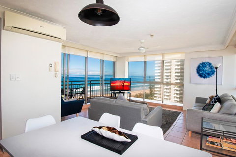 Seacrest Beachfront Apartments Surfers Paradise - Tourism Cairns 21