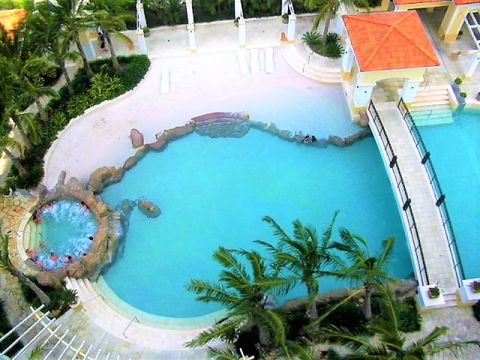 The Towers Of Chevron Renaissance - Holidays Gold Coast - Tourism Cairns 13