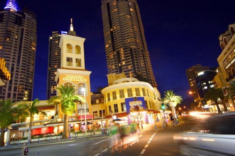 The Towers Of Chevron Renaissance - Holidays Gold Coast - Tourism Cairns 0