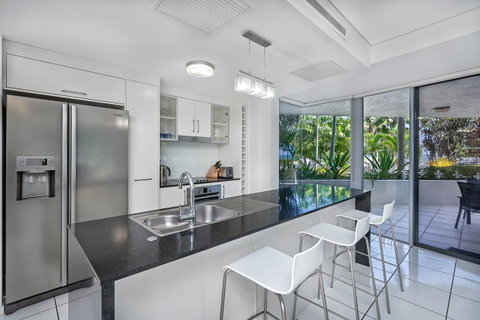 Vision Apartments - Tourism Cairns 5