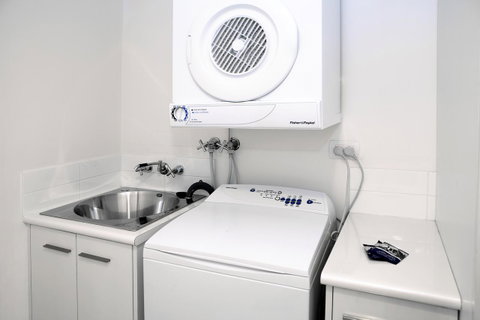 Vision Apartments - Tourism Cairns 6